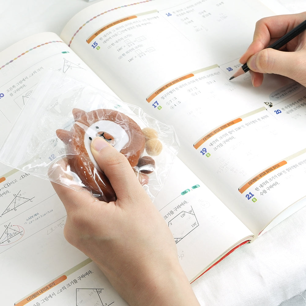 Pom Pom Capybara Squishy - Image 4